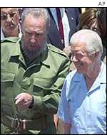 Former US president Jimmy Carter (R) with Cuban leader Fidel Castro May 2002